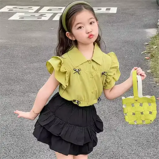 Ensemble fille jupe volante et blouse à col avec nœud 